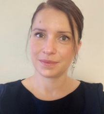 Dr Sabine Devret